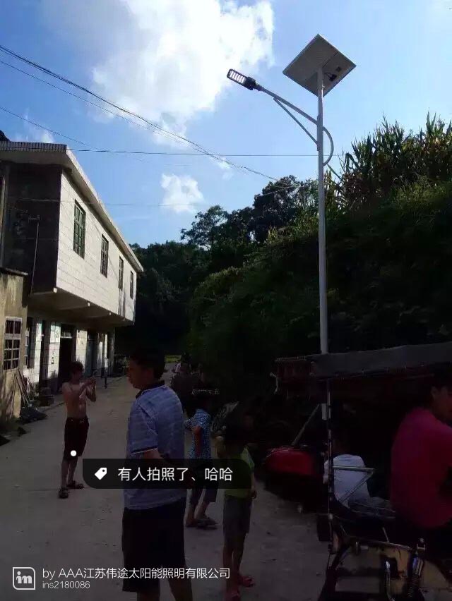 广西百色新农村太阳能路灯工程案例